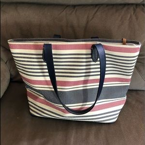 Dooney and. Bourke